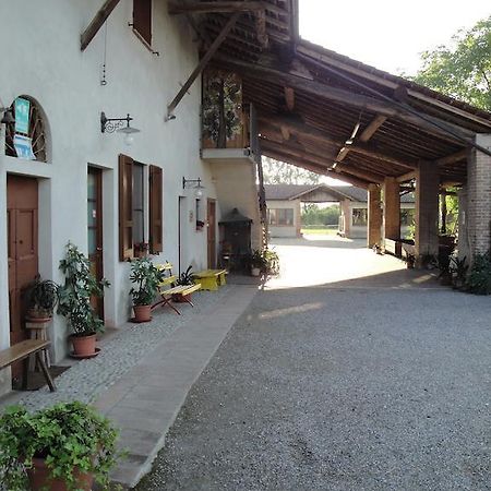 Agriturismo Santa Maria Bressanoro Castelleone Exterior photo