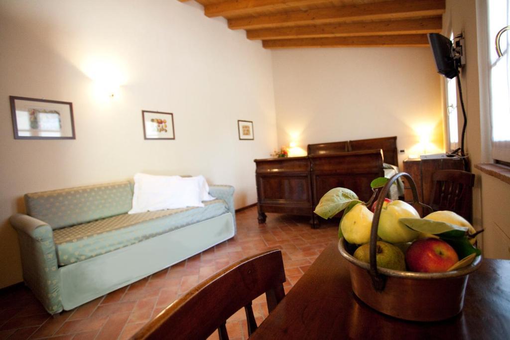 Agriturismo Santa Maria Bressanoro Castelleone Room photo